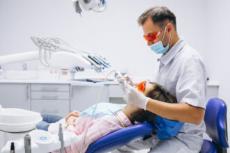 Urgence dentaire : que faire quand la douleur ne peut pas attendre ?